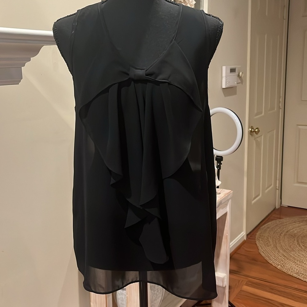 #100 iz byer xl sheer black sleeveless top